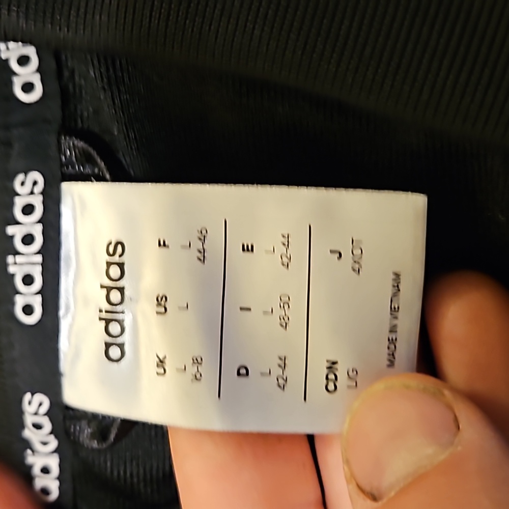 Addias jacket - Picture 2 of 4